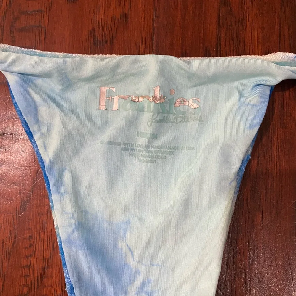Frankie’s Bikini Blue Velvet Tye Dye XS/M